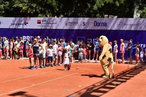 13625097_1711881609064436_453444390_n