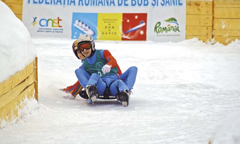 Pârtie naturală de sanie la Cârlibaba