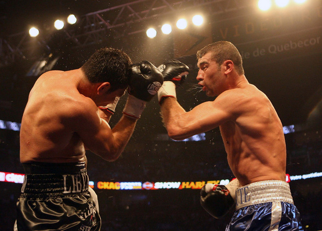 Andrade, facut KO in repriza a 4-a!