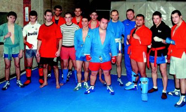 FEDERAŢIA ROMÂNĂ DE SAMBO. PREŞEDINTELE VIOREL GÎSCĂ ÎN VIZITĂ LA CLUBURILE AFILIATE... CLANUL LUPILOR ALBAŞTRI