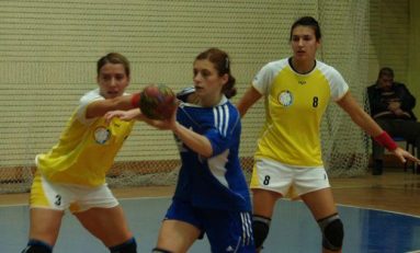 HCM Roman  - Rapid Bucuresti 38-24