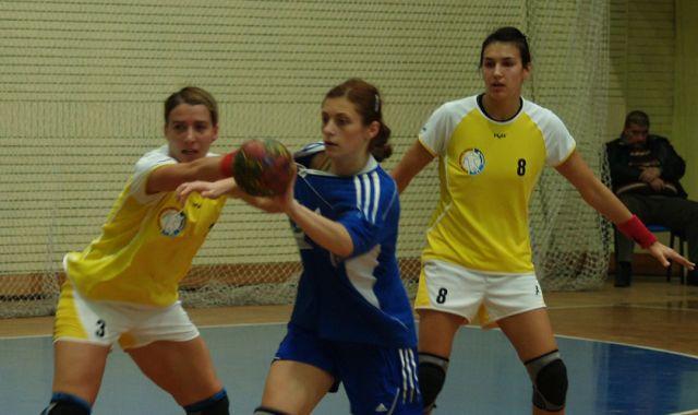 HCM Roman  – Rapid Bucuresti 38-24