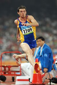 Marian Oprea, calificat din prima încercare în finala la triplusalt