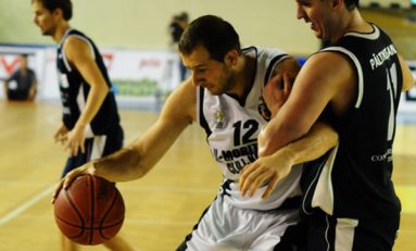 Elba Timişoara - "U" Mobitelco Cluj 1-2, la general!