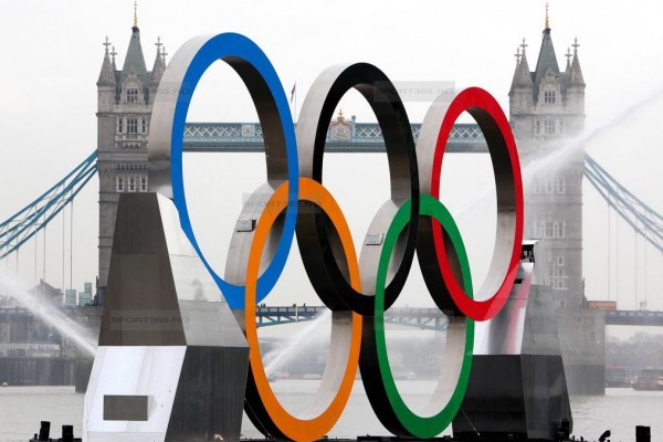 Delegaţie numeroasă pentru Londra