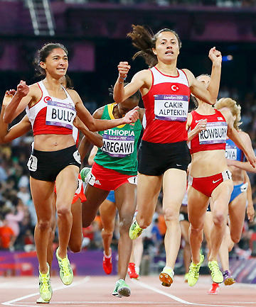 Dublă pentru istorie a turcoaicelor la 1500 metri