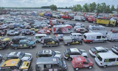 Raliul Dakar aproape de start: cele 680 de vehicule au ajuns în portul Zarate