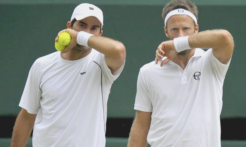 Perechea Tecău – Lindstedt a fost învinsă de fraţii Bryan la Turneul Campionilor