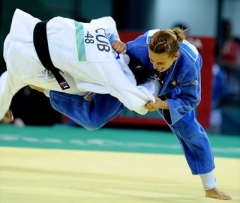 Alina Dumitru a castigat bronzul in Japonia