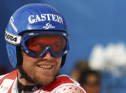 Schiorul Hans Grugger, rănit grav la un antrenament în 2011, se retrage din activitate