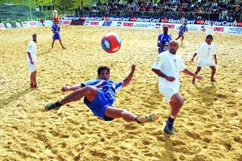 Echipa naţională de fotbal pe plajă pe locul 4 la Liga Europeană