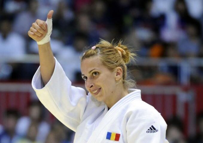 Alina Dumitru, medalie de bronz la Paris-Bercy