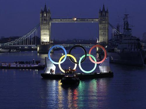 Olimpicii îşi prezintă ţinuta pentru Londra
