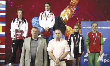 Medalie de bronz la Campionatele Europene de Lupte - Juniori