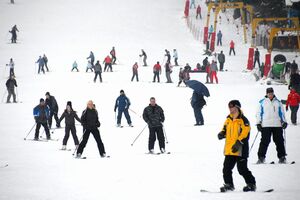 78 de pârtii omologate vor fi promovate pe pliante turistice