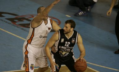 CSU Sibiu - "U" Mobitelco Cluj 73-70