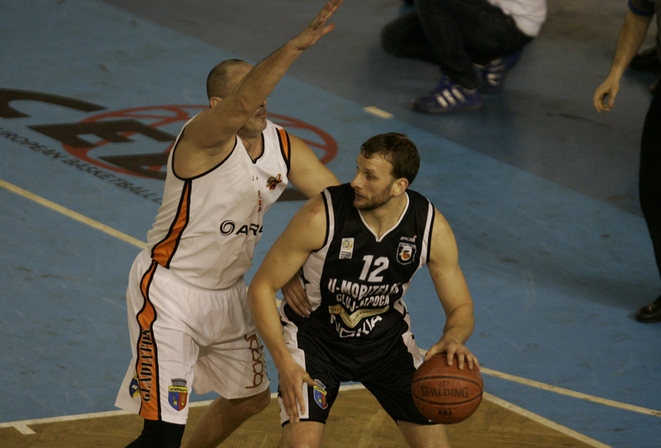 CSU Sibiu – “U” Mobitelco Cluj 73-70