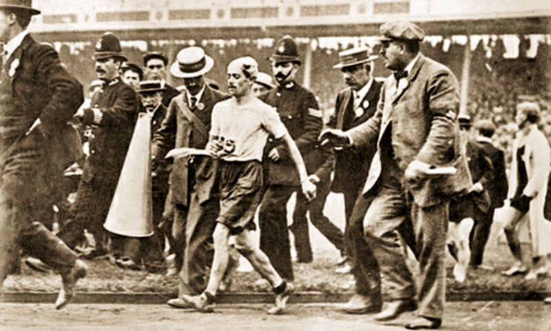 Campionii neîmplinirilor