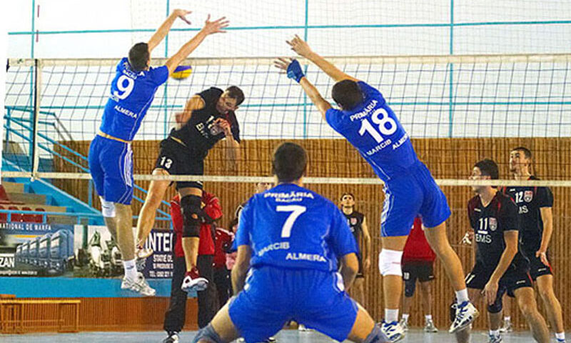 Fileu „ȋntins la maxim”