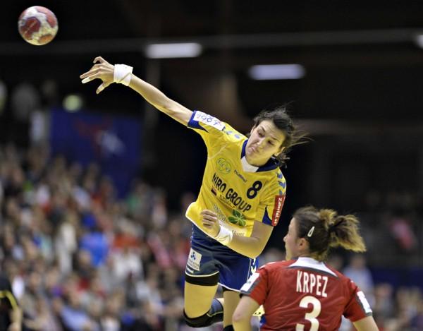 România demolează Serbia şi se califică în grupa principală