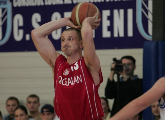 CSU Sibiu-Dinamo Bucuresti 81-86