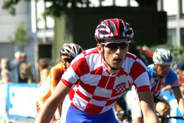 Croatul Kvasina rămâne cu tricoul galben