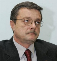 Adrian Stoica a devenit vicepreşedinte al Federaţiei Internaţionale de Gimnastică