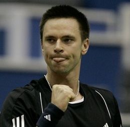 Surpriza la Turneul Campionilor! Soderling castiga in fata lui Djokovic