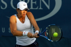 US Open: Dulgheru, invingatoare din nou in minimum de seturi