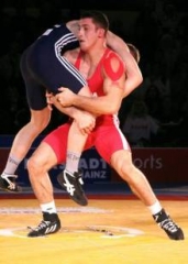 Ştefan Gheorghiţă, medaliat cu bronz la categoria 84 kg, la CE de lupte