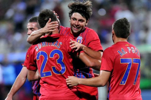 Steaua și-a consolidat poziția de lider