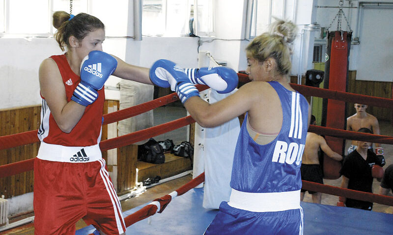Pugilistele românce, din nou în prim plan