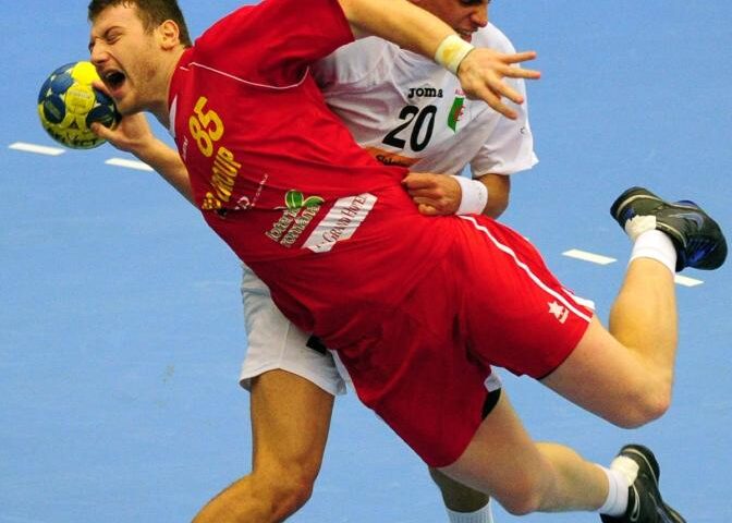 România pierde în faţa Algeriei şi spune adio grupelor principale