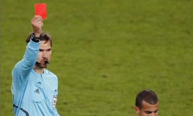 Tudor va conduce partida PSV-Napoli