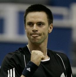 Turneul Campionilor continua. Soderling trece de Nadal in 2 seturi!