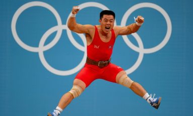 Recorduri în serie în concursul olimpic de haltere