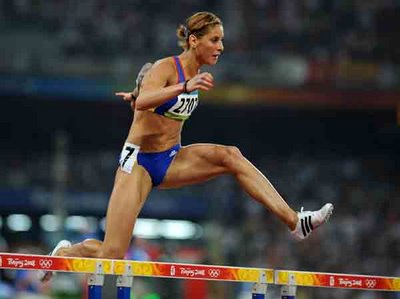 Angela Moroşanu s-a calificat direct în finala probei de 400 metri garduri