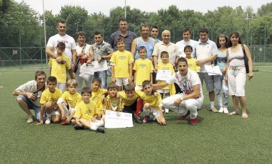 Dan Chilom, campion municipal la fotbal cu grupa de copii 2002 de la Mircea Eliade