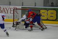 Cupa Premierului la hochei pe gheaţă va avea loc la Chişinău