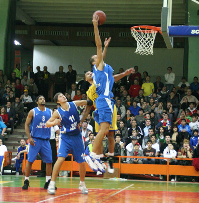 CSU Ploieşti – “U” Mobitelco Cluj, 3-0 în finala Diviziei A