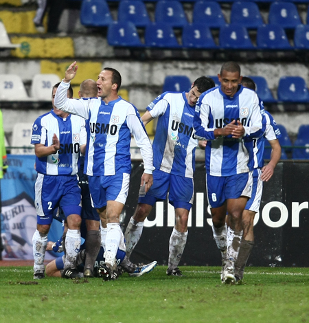 Debuturi cu puncte pentru Pustai și Gane