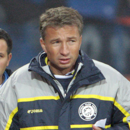 Dan Petrescu se desparte de Unirea!