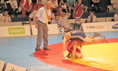 Primul trofeu european la juniori