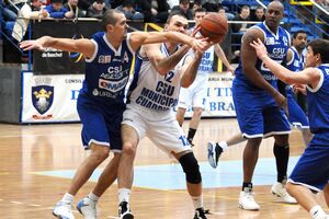 Baschet masculin: CSU Asesoft Ploieşti, prima finalistă a Diviziei A