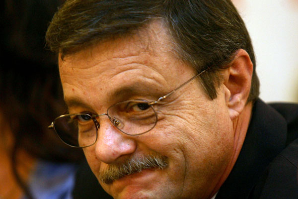 Adrian Stoica explică venirea lui Bellu şi Bitang