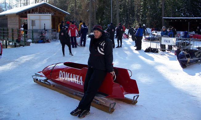 Avem 40 de arbitri internaționali la sanie