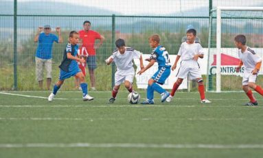 Cei mai buni junior se întrec la Târgu Mureş