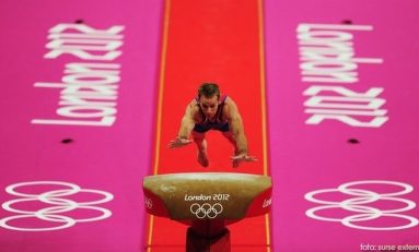 Patru finale pentru gimnaştii români la Moscova