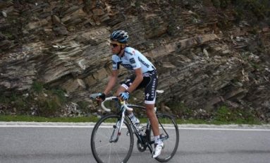 Kazahul Aiazbaev devine liderul Turului Bulgariei