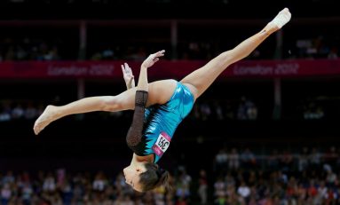 Sandra Izbașa și Larisa Iordache au ratat medaliile de la finala probelor de individual compus